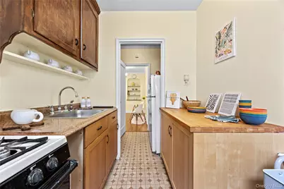 35-35 75th Street #522, Jackson Heights, NY 11372 - Photo 11