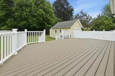 991 Cottage Place, Baldwin, NY 11510 - Photo 23