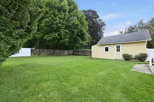 991 Cottage Pl, Baldwin, NY 11510 - Photo 29