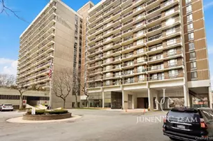 150-38 Union Tpke, Flushing, NY 11367 - Photo 11