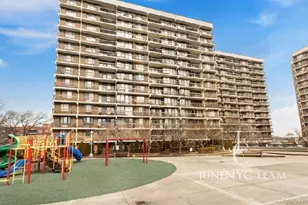 150-38 Union Tpke, Flushing, NY 11367 - Photo 13