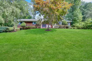 9 Pleasant Dr, East Setauket, NY 11733 - Photo 33