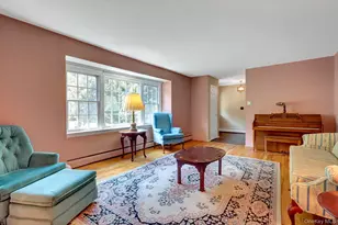 9 Pleasant Dr, East Setauket, NY 11733 - Photo 9