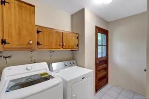 9 Pleasant Dr, East Setauket, NY 11733 - Photo 17