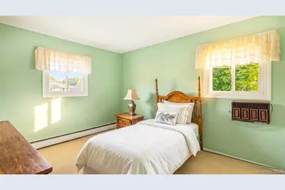 25 Whitebirch Lane, Commack, NY 11725 - Photo 15