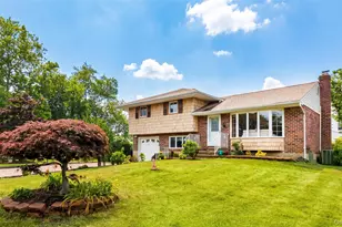 25 White Birch Ln, Commack, NY 11725 - Photo 21