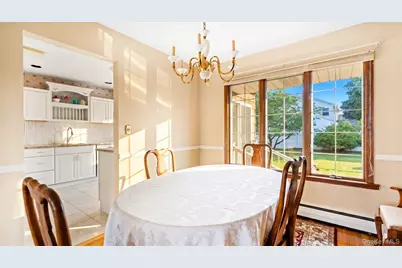 25 Whitebirch Lane, Commack, NY 11725 - Photo 5
