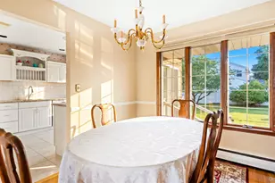 25 White Birch Ln, Commack, NY 11725 - Photo 5