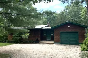 44 Lynn Ave, Hampton Bays, NY 11946 - Photo 9