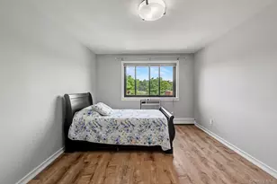 352 Central Park Ave, Scarsdale, NY 10583 - Photo 17