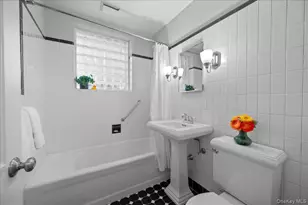 55 Argyle Rd, Scarsdale, NY 10583 - Photo 29
