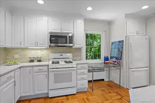 55 Argyle Rd, Scarsdale, NY 10583 - Photo 13
