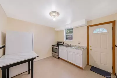 91 E Milton Street, Freeport, NY 11520 - Photo 29