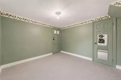 91 E Milton Street, Freeport, NY 11520 - Photo 21
