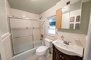 91 E Milton St, Freeport, NY 11520 - Photo 19
