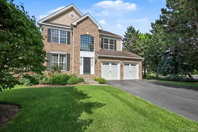 427 Vassar Place, Fishkill, NY 12524 - Photo 1