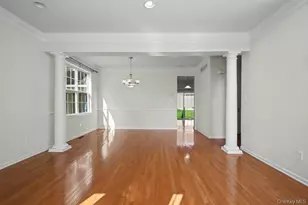 427 Vassar Pl, Fishkill, NY 12524 - Photo 7