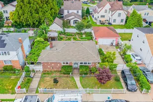 100 Memphis Ave, Floral Park, NY 11001 - Photo 25