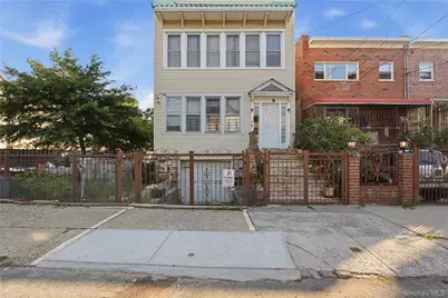 739 E 224th Street, Bronx, NY 10466 - Photo 1