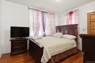 739 E 224th St, Bronx, NY 10466 - Photo 11