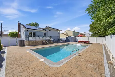 140 Intervale Avenue, Farmingdale, NY 11735 - Photo 33