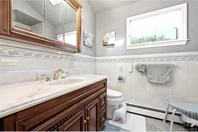 140 Intervale Avenue, Farmingdale, NY 11735 - Photo 13