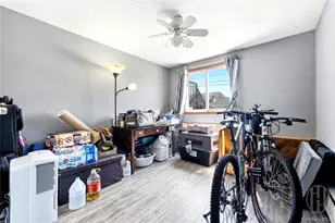 140 Intervale Ave, Farmingdale, NY 11735 - Photo 29