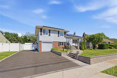 140 Intervale Avenue, Farmingdale, NY 11735 - Photo 3