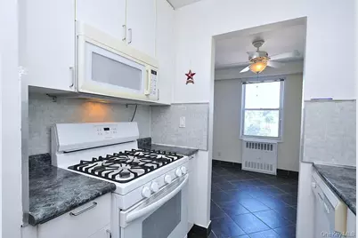 1853 Central Park Avenue #3F, Yonkers, NY 10710 - Photo 15