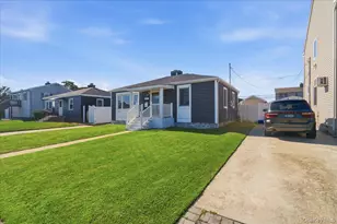 34 Polk St, Freeport, NY 11520 - Photo 3