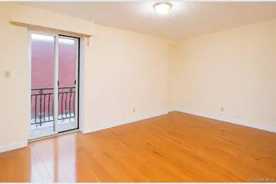 13708 S 31st Road #5D, Flushing, NY 11354 - Photo 5