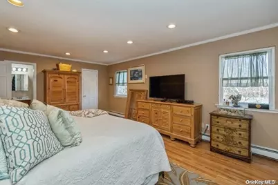 93 Beacon Hill Road, Port Washington, NY 11050 - Photo 13