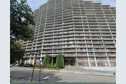 2540 Shore Boulevard #20N, Astoria, NY 11102 - Photo 1