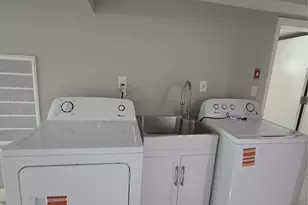 146-17 229th St, Springfield Gardens, NY 11413 - Photo 25