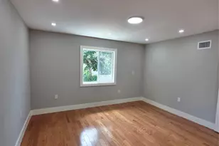 146-17 229th St, Springfield Gardens, NY 11413 - Photo 17