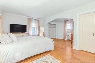 254 E Argyle St, Valley Stream, NY 11580 - Photo 9
