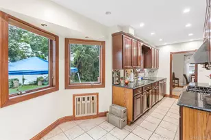 254 E Argyle St, Valley Stream, NY 11580 - Photo 7