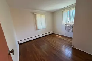 1067 N New York Dr, Massapequa, NY 11758 - Photo 17
