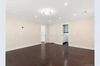 858 Prescott Street, Valley Stream, NY 11580 - Photo 15