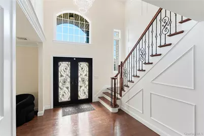 858 Prescott Street, Valley Stream, NY 11580 - Photo 3