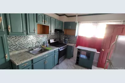 15013 118th Avenue, Jamaica, NY 11434 - Photo 5
