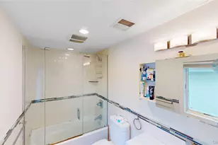 145 Kingston Blvd, Island Park, NY 11558 - Photo 27