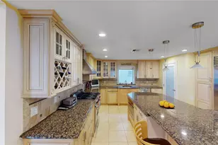 145 Kingston Blvd, Island Park, NY 11558 - Photo 7