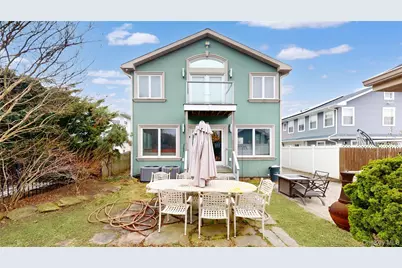145 Kingston Boulevard, Island Park, NY 11558 - Photo 11
