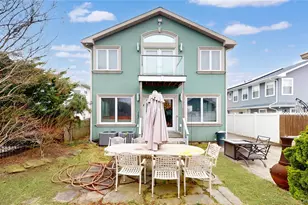 145 Kingston Blvd, Island Park, NY 11558 - Photo 11