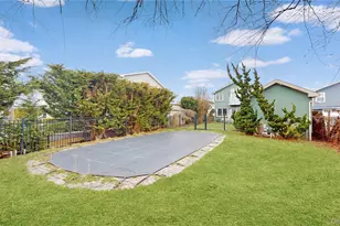 145 Kingston Blvd, Island Park, NY 11558 - Photo 13