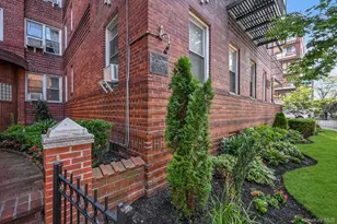 65-36 Wetherole St, Rego Park, NY 11374 - Photo 21