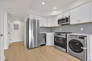 25-25 31st Ave, Astoria, NY 11106 - Photo 3