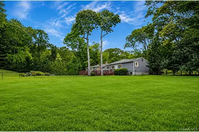 4 Durham Drive, Dix Hills, NY 11746 - Photo 47