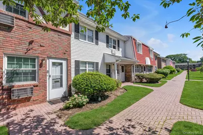 25 Springwood Drive, North Babylon, NY 11703 - Photo 1